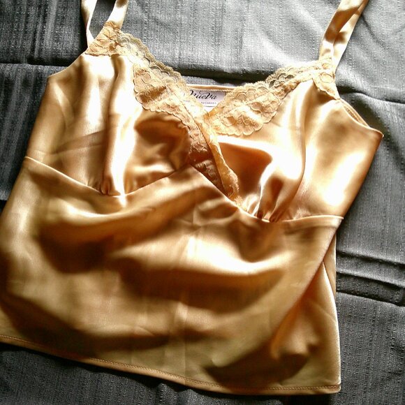 Yellow Lace Camisole - Picture 4 of 4